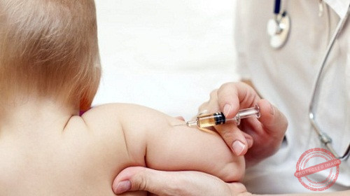 19 mũi tiêm phòng bảo vệ cả đời con mà các bậc cha mẹ nhất định phải biết